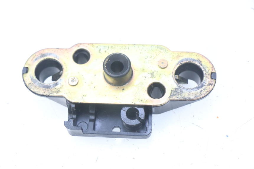 photo de ZAMEK SIEDZENIA SUZUKI GSF N BANDIT 600 (2000 - 2004) - Zoom stanu zużycia