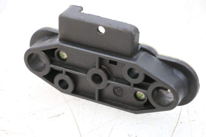 photo de Zamek siedzenia SUZUKI GSXR GSX-R 1000 (2003 - 2004) - Szczegół części