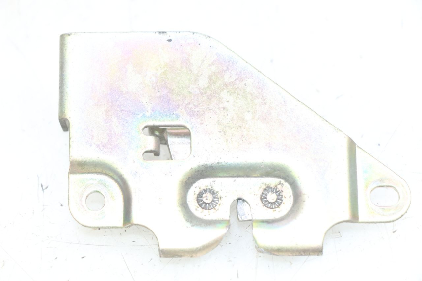 photo de Zamek siedzenia SYM GTS EFI 125 (2012 - 2016) - Zoom stanu zużycia