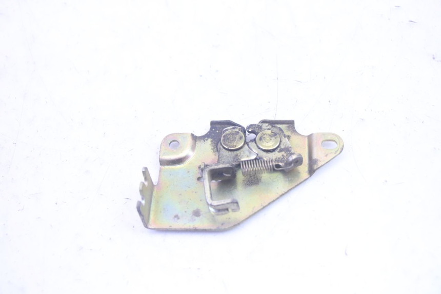 photo de ZAMEK SIEDZENIA SYM GTS EVO 125 (2009 - 2013) - Szczegół części