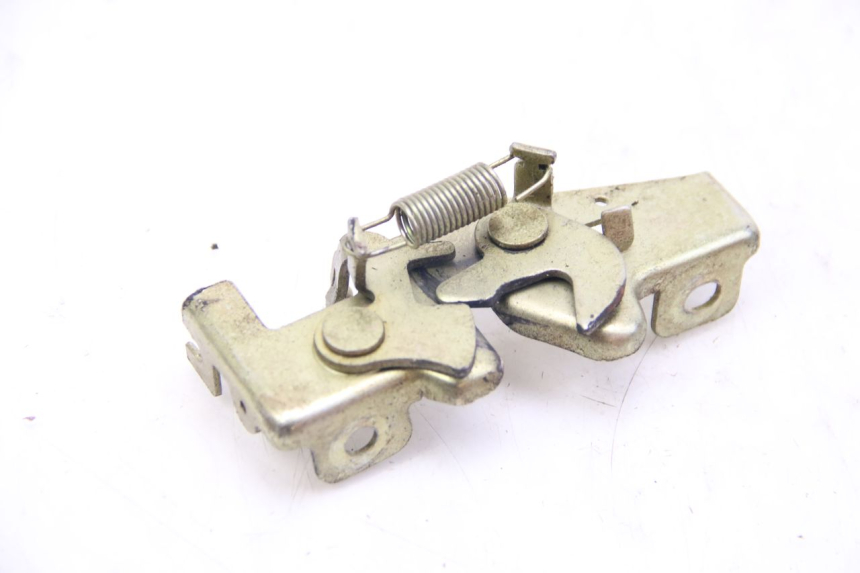 photo de ZAMEK SIEDZENIA REVATTO IMPERATOR 125 (2007 - 2015) - Zbliżenie techniczne