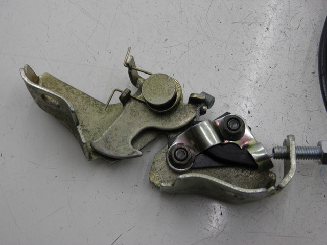 photo de ZAMEK SIEDZENIA JM MOTOR S-MAX 125 (2010 - 2014) - Szczegół części