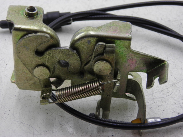 photo de ZAMEK SIEDZENIA JM MOTOR S-MAX 125 (2010 - 2014) - Zbliżenie techniczne