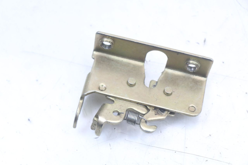 photo de Zamek siedzenia JM MOTORS VX 125 (2022 - 2025) - Inny kąt widzenia