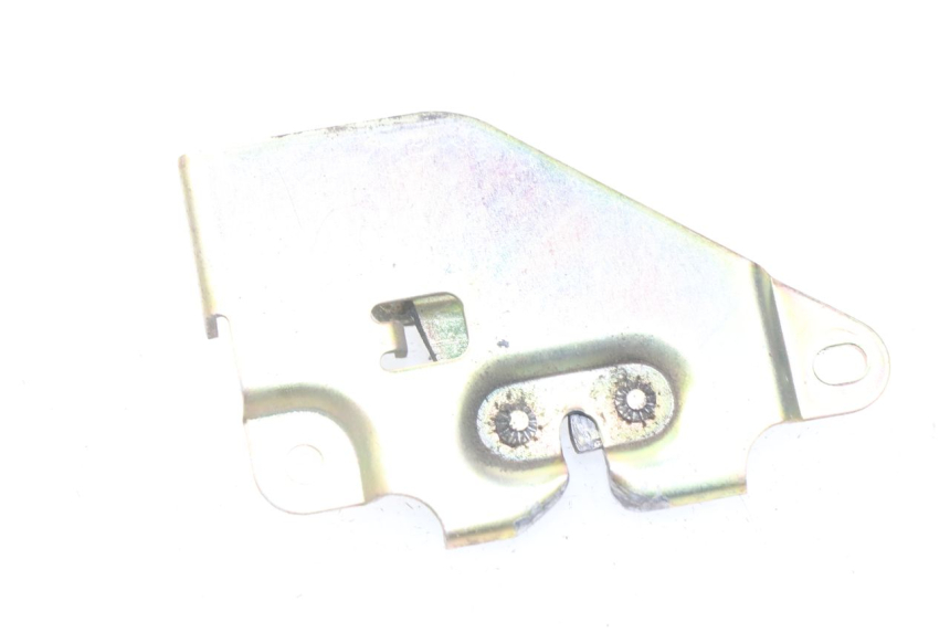 photo de Zamek siedzenia SYM JOYMAX 250 (2013 - 2017) - Zoom stanu zużycia