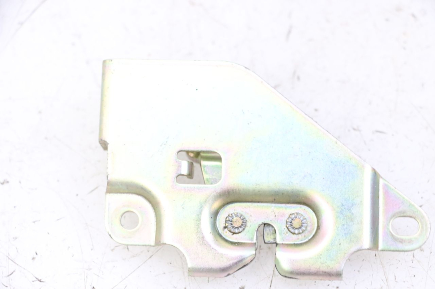 photo de ZAMEK SIEDZENIA SYM JOYMAX 125 (2010 - 2017) - Zoom stanu zużycia