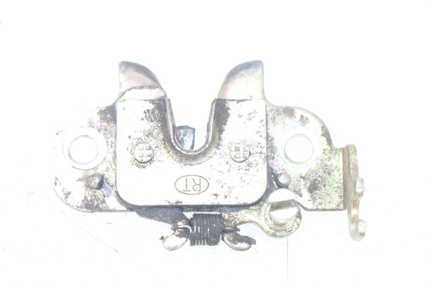 photo de ZAMEK SIEDZENIA PEUGEOT KISBEE 2T 50 (2010 - 2017) - Widok główny