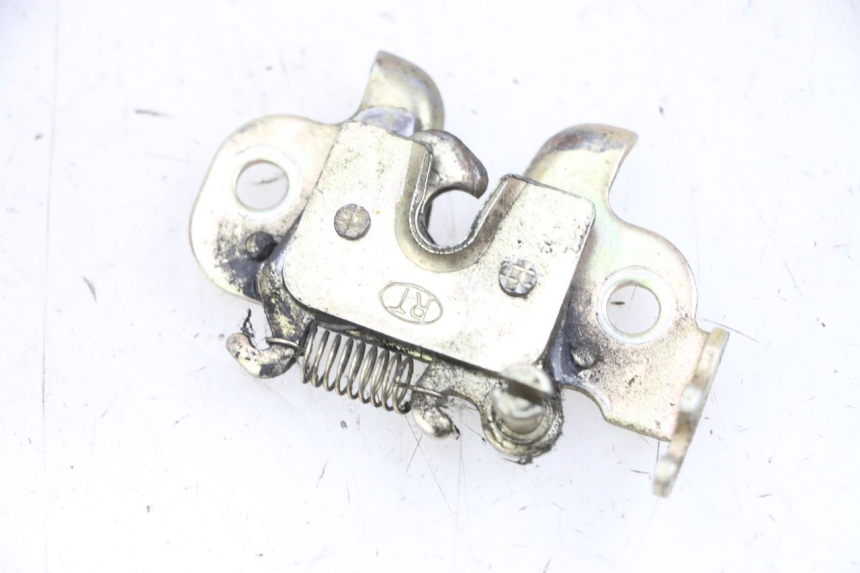 photo de ZAMEK SIEDZENIA PEUGEOT KISBEE 4T 50 (2010 - 2017) - Widok główny