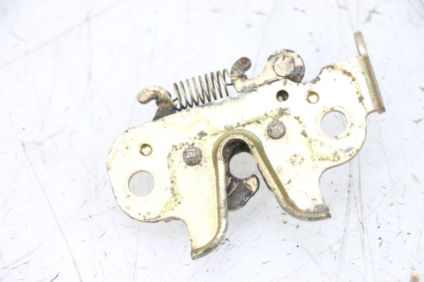 photo de ZAMEK SIEDZENIA PEUGEOT KISBEE 4T 50 (2010 - 2017) - Widok główny