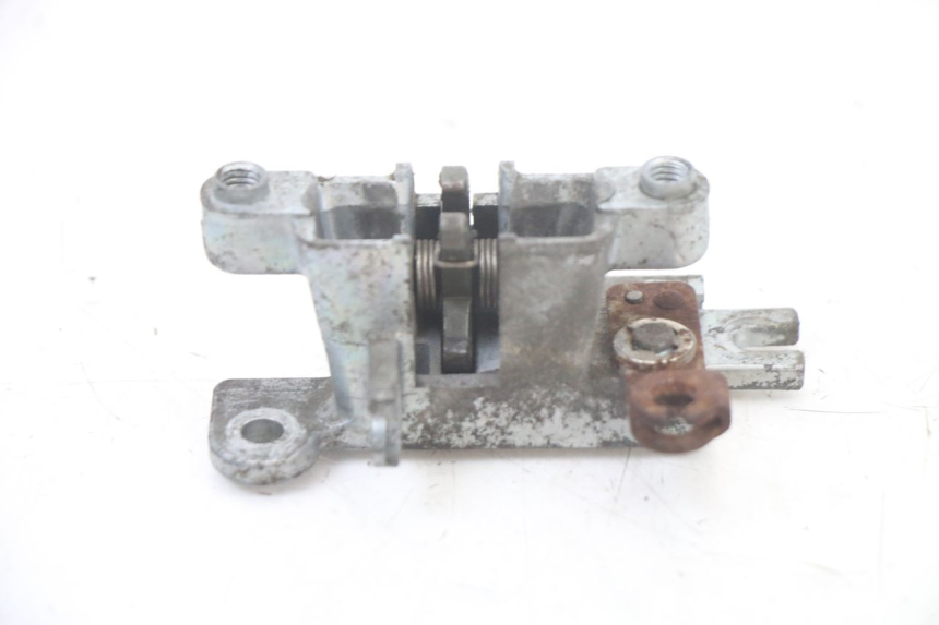 photo de Zamek siedzenia KYMCO DINK 4T 50 (2007 - 2018) - Szczegół części