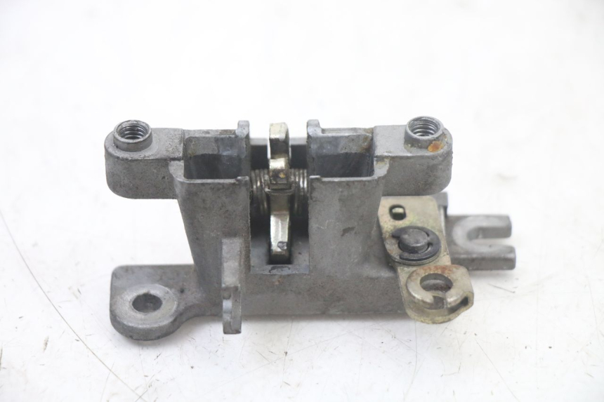 photo de ZAMEK SIEDZENIA KYMCO PEOPLE S 125 (2000 - 2008) - Zoom stanu zużycia