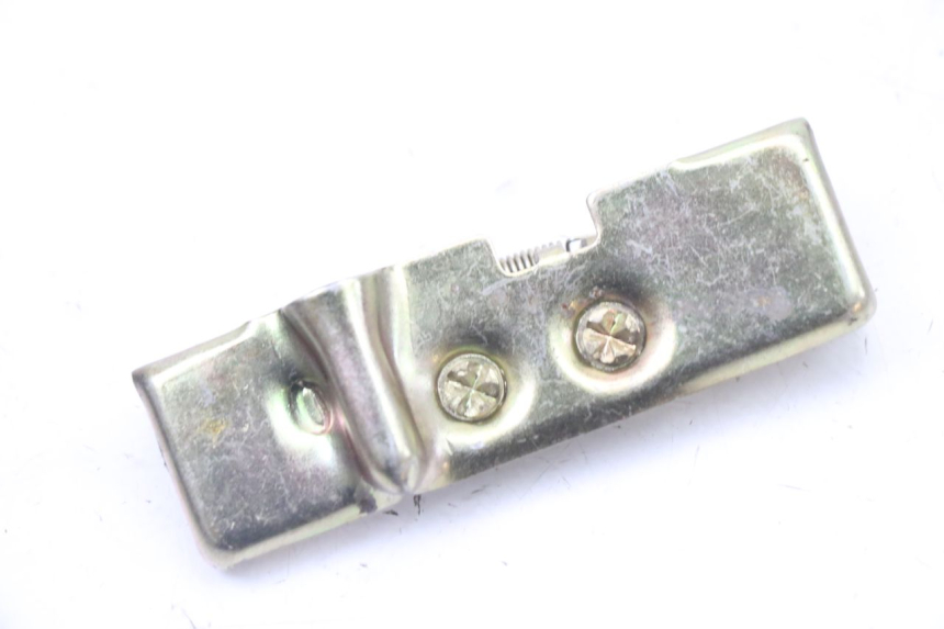 photo de Zamek siedzenia LONGJIA SHARPY 125 (2020 - 2024) - Zoom stanu zużycia