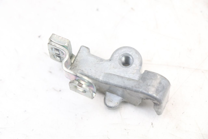 photo de Zamek siedzenia MASAI SCRAMBLER SPORT 125 (2021 - 2025) - Zoom stanu zużycia