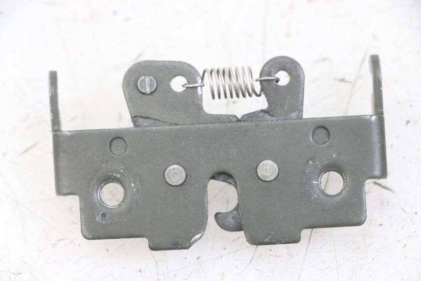 photo de Zamek siedzenia PIAGGIO MP3 LT 300 (2010 - 2016) - Zoom stanu zużycia