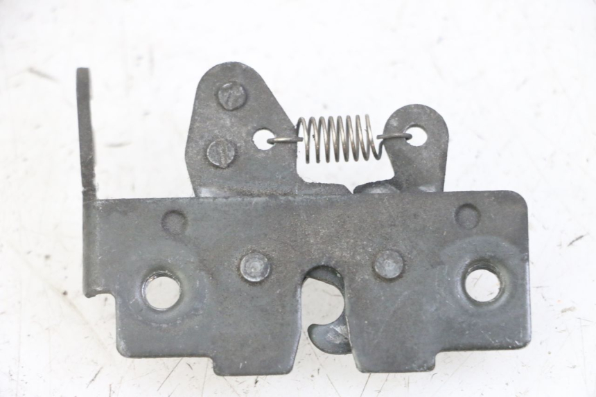 photo de Zamek siedzenia PIAGGIO MP3 LT 400 (2007 - 2012) - Szczegół części