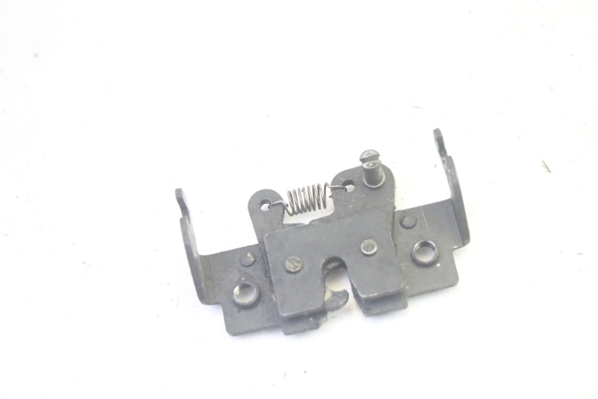 photo de Zamek siedzenia PIAGGIO MP3 LT 400 (2007 - 2012) - Widok główny