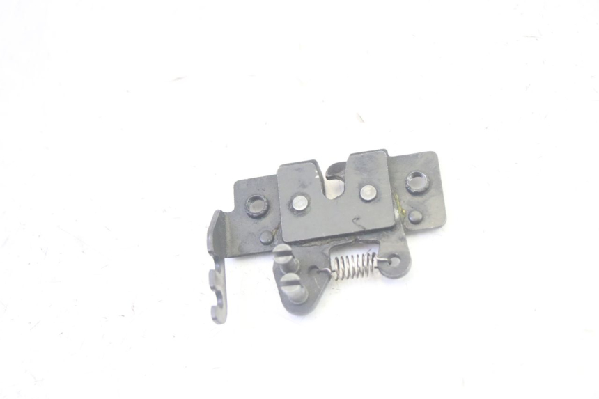 photo de Zamek siedzenia PIAGGIO MP3 500 (2016 - 2018) - Szczegół części