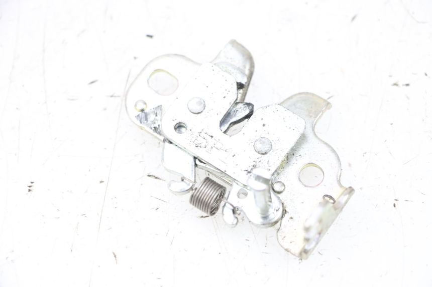 photo de Zamek siedzenia YAMAHA NEO'S CORE 1 (2022 - 2026) - Inny kąt widzenia