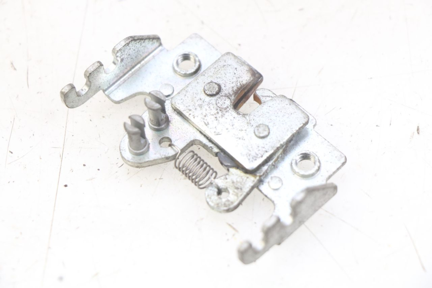 photo de Zamek siedzenia GILERA NEXUS 125 (2007 - 2009) - Szczegół części