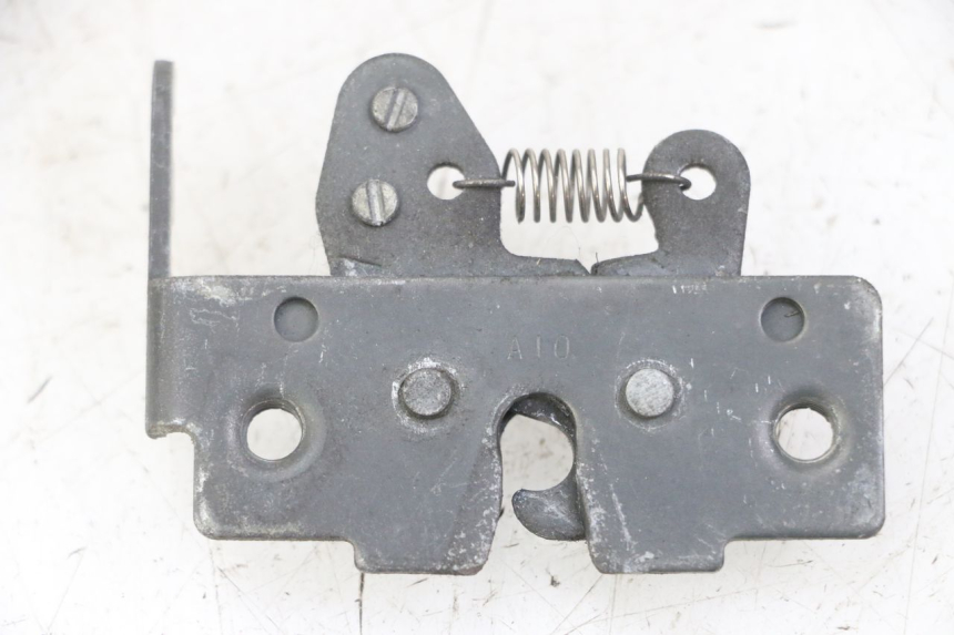 photo de ZAMEK SIEDZENIA GILERA NEXUS 125 (2009 - 2013) - Zoom stanu zużycia