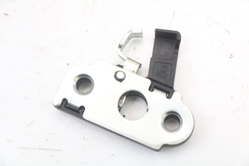 photo de Zamek siedzenia MOTO GUZZI NORGE 8V GT 1200 (2011 - 2016) - Widok główny