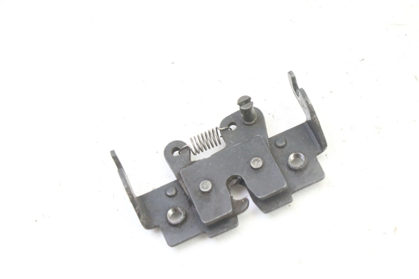 photo de ZAMEK SIEDZENIA PIAGGIO NRG POWER PUREJET 50 (2018 - 2021) - Widok główny