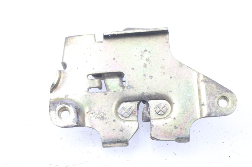 photo de ZAMEK SIEDZENIA SYM ORBIT 2 4T 50 (2008 - 2017) - Szczegół części