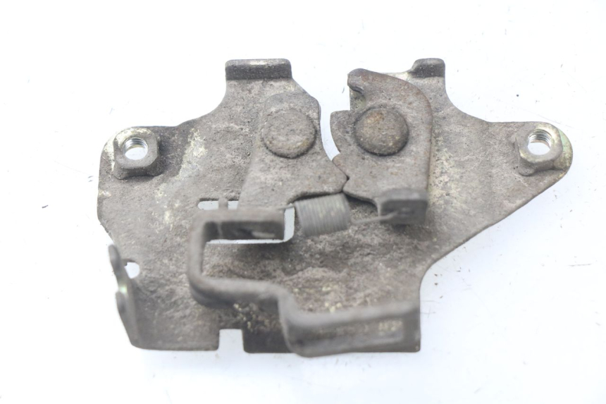 photo de ZAMEK SIEDZENIA SYM ORBIT 2 4T 50 (2008 - 2017) - Zoom stanu zużycia