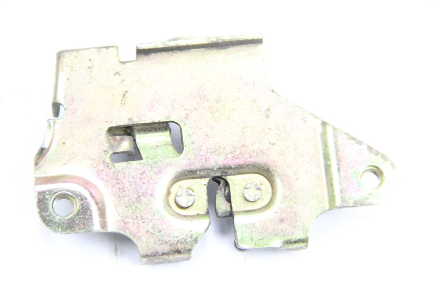 photo de ZAMEK SIEDZENIA SYM ORBIT 2 4T 50 (2008 - 2017) - Zoom stanu zużycia