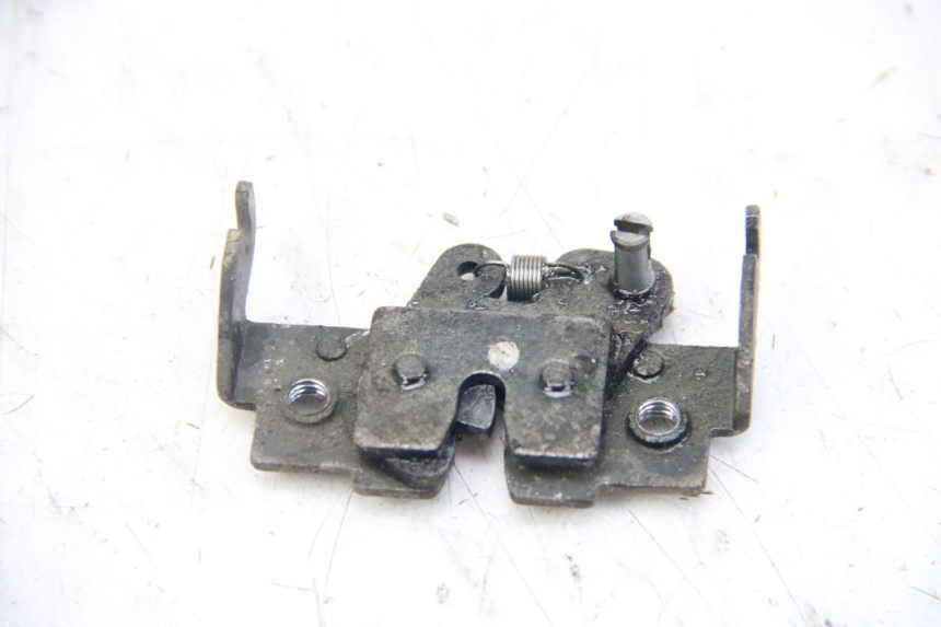 photo de ZAMEK SIEDZENIA HONDA PES PS I 125 (2006 - 2012) - Widok główny