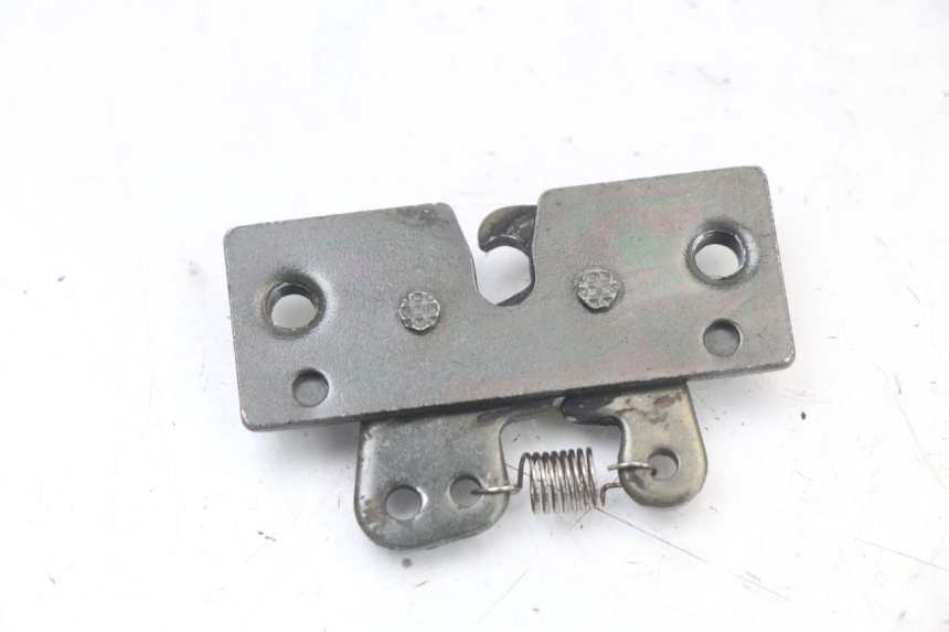 photo de ZAMEK SIEDZENIA PEUGEOT ELYSTAR 50 (2002 - 2014) - Zoom stanu zużycia