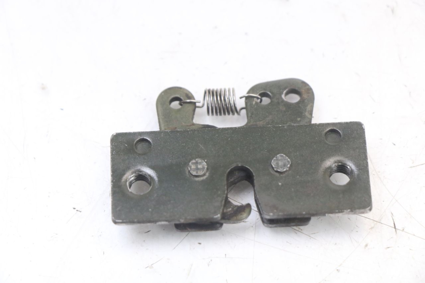 photo de ZAMEK SIEDZENIA PEUGEOT ELYSTAR 50 (2002 - 2014) - Inny kąt widzenia