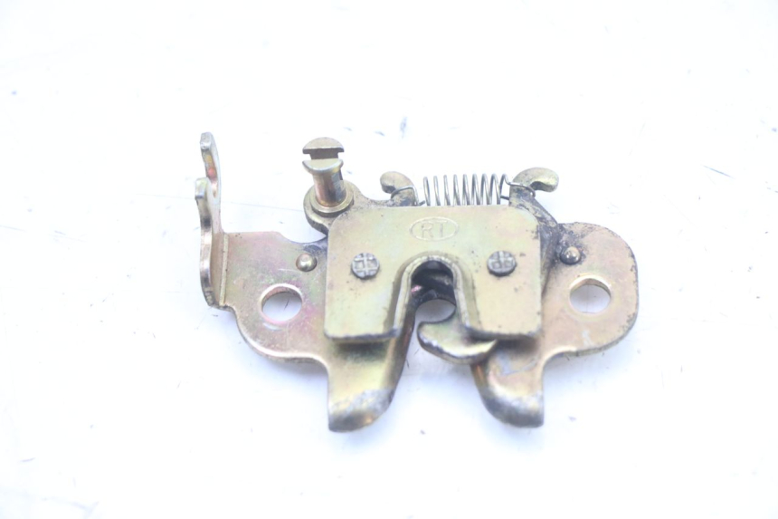 photo de Zamek siedzenia PEUGEOT KISBEE 4T 50 (2018 - 2022) - Widok główny