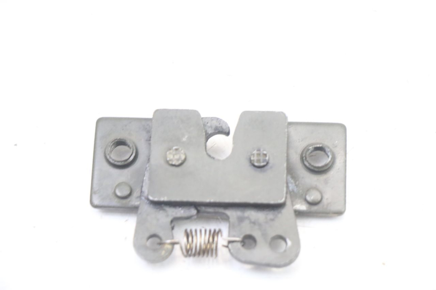 photo de ZAMEK SIEDZENIA PEUGEOT TREKKER TKR 50 (2005 - 2014) - Szczegół części