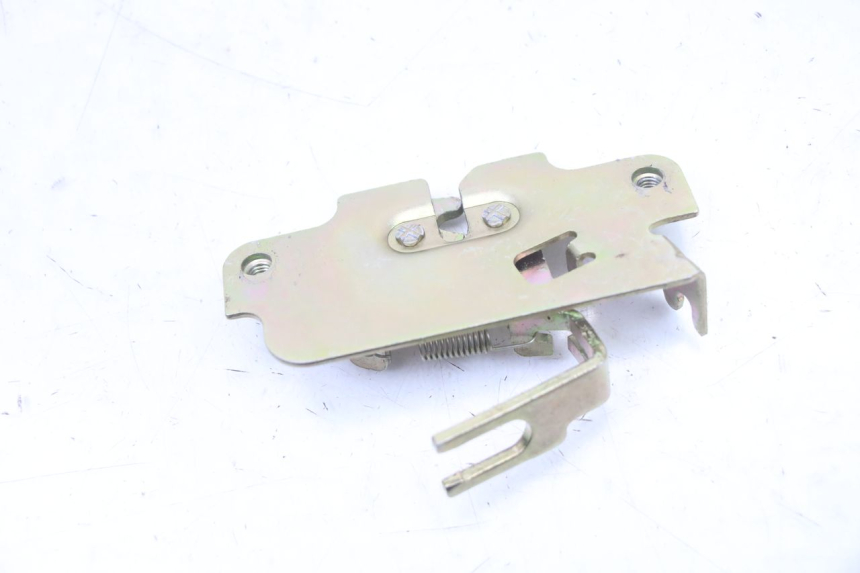 photo de Zamek siedzenia PEUGEOT TWEET 4T 50 (2023 - 2025) - Zoom stanu zużycia