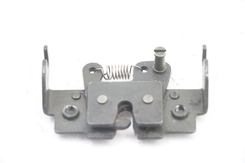 photo de Zamek siedzenia PIAGGIO MP3 LT 400 (2007 - 2012) - Widok główny