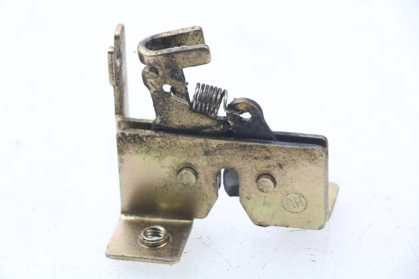 photo de ZAMEK SIEDZENIA TURBHO RP 50 (2018 - 2022) - Inny kąt widzenia