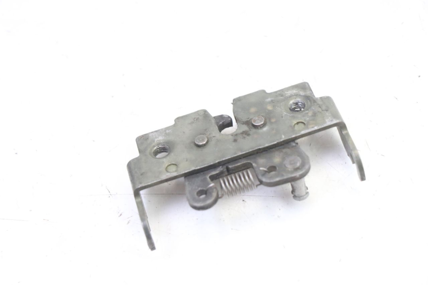 photo de Zamek siedzenia GILERA RUNNER SL 50 (2006 - 2009) - Inny kąt widzenia