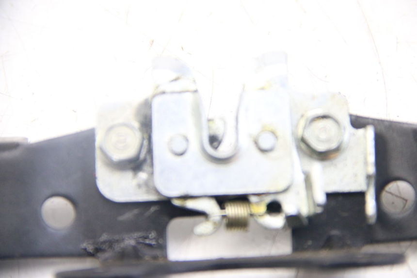 photo de ZAMEK SIEDZENIA JM MOTORS SANTANA 50 (2014 - 2023) - Inny kąt widzenia