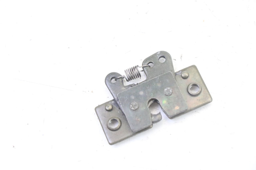 photo de Zamek siedzenia PEUGEOT SATELIS 125 (2013 - 2018) - Widok główny