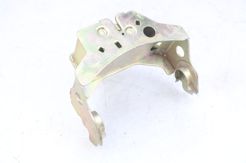 photo de Zamek siedzenia HONDA SCV LEAD 100 (2003 - 2007) - Szczegół części