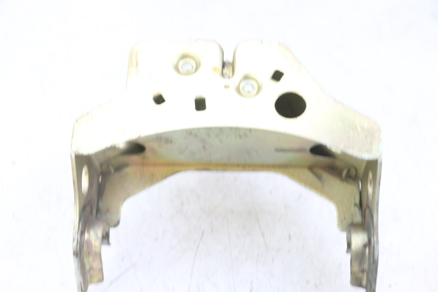 photo de Zamek siedzenia HONDA SCV LEAD 100 (2003 - 2007) - Szczegół części