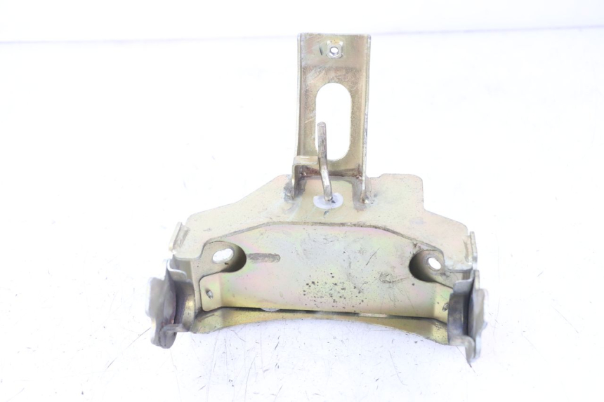 photo de Zamek siedzenia HONDA SCV LEAD 100 (2003 - 2007) - Inny kąt widzenia