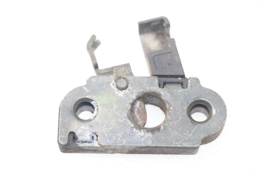 photo de Zamek siedzenia MBK SKYLINER 125 (2004 - 2007) - Widok główny