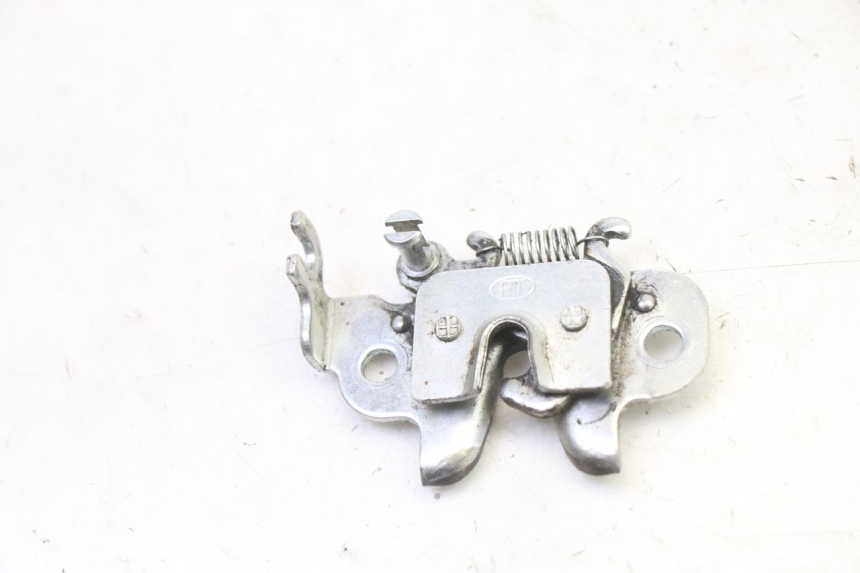 photo de Zamek siedzenia PEUGEOT STREETZONE I NAKED 2T 50 (2018 - 2020) - Widok główny