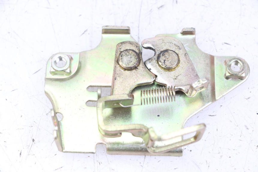 photo de Zamek siedzenia SYM FIDDLE 3 III 50 (2014 - 2020) - Szczegół części