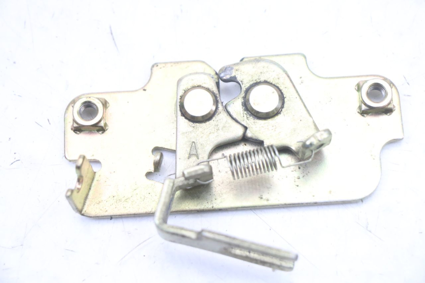 photo de ZAMEK SIEDZENIA SYM JET 14 4T 50 (2018 - 2022) - Szczegół części