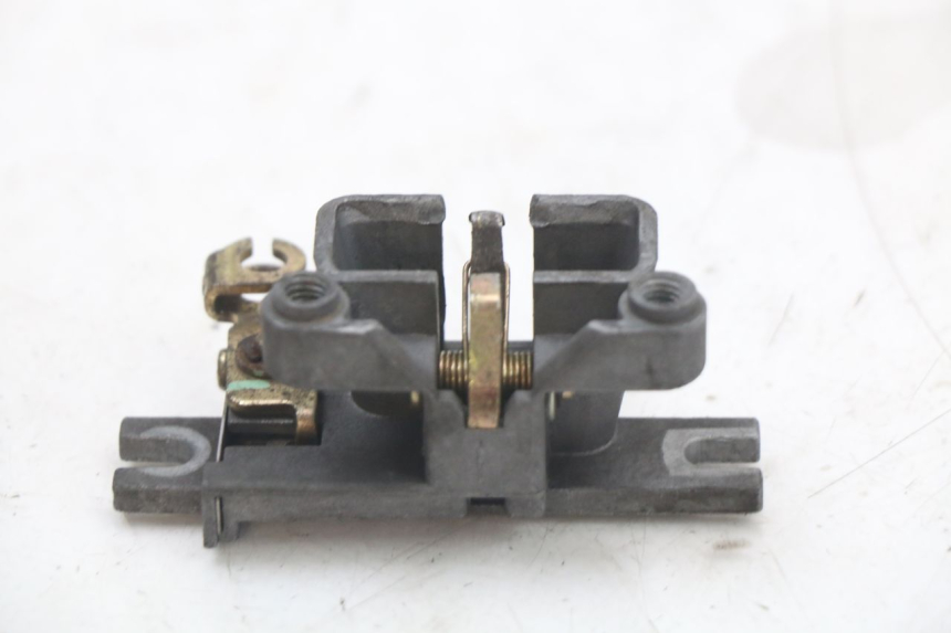 photo de ZAMEK SIEDZENIA SYM ORBIT III 3 4T 50 (2018 - 2021) - Zoom stanu zużycia