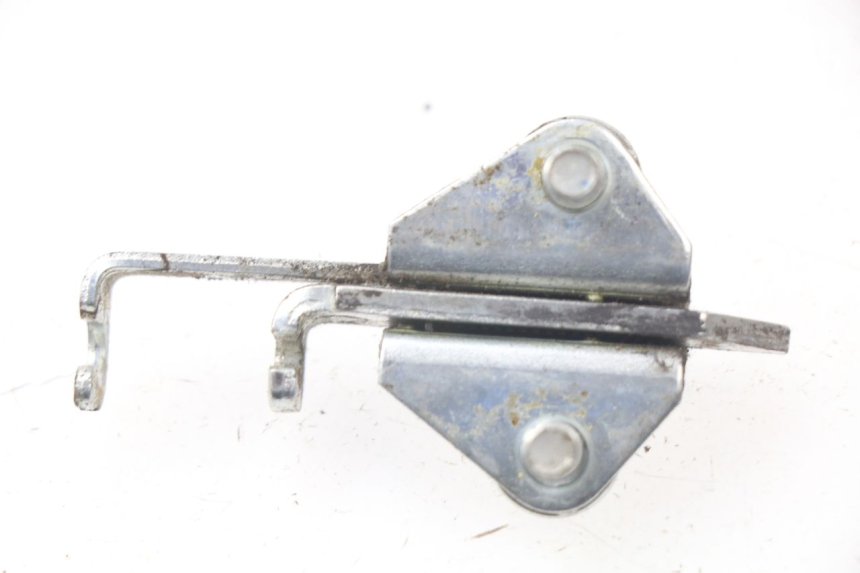 photo de Zamek siedzenia YAMAHA TDM ABS 900 (2002 - 2014) - Szczegół części