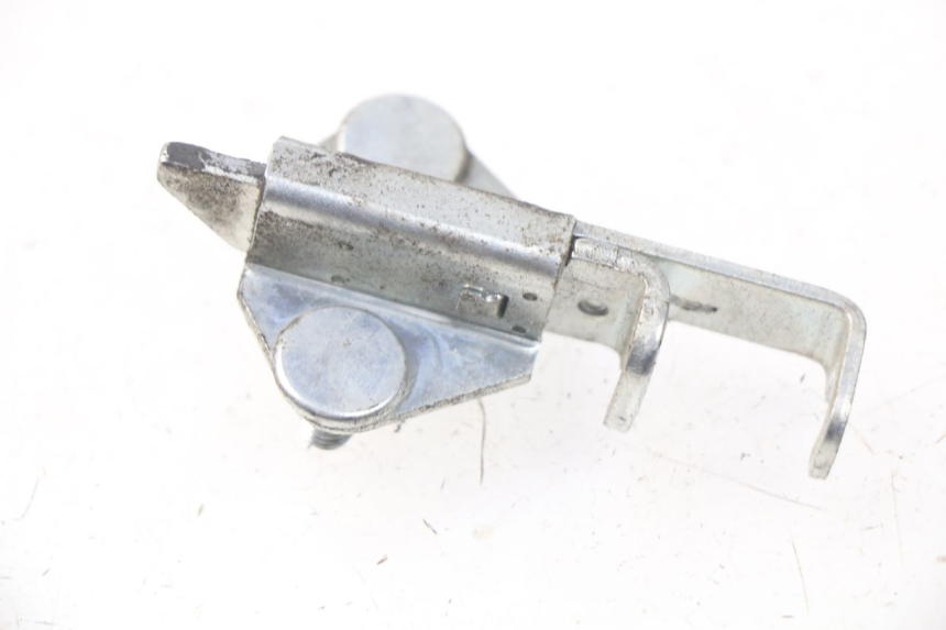 photo de Zamek siedzenia YAMAHA TDM ABS 900 (2002 - 2014) - Szczegół części